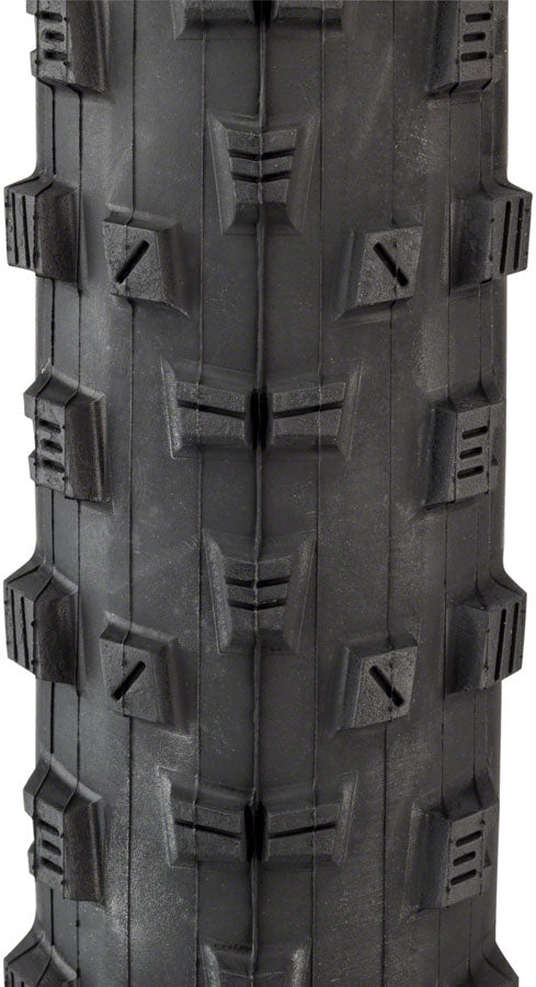 Maxxis Forekaster Tire - 29 x 2.4 Tubeless Folding BLK 3CT EXO+ Wide Trail E-50